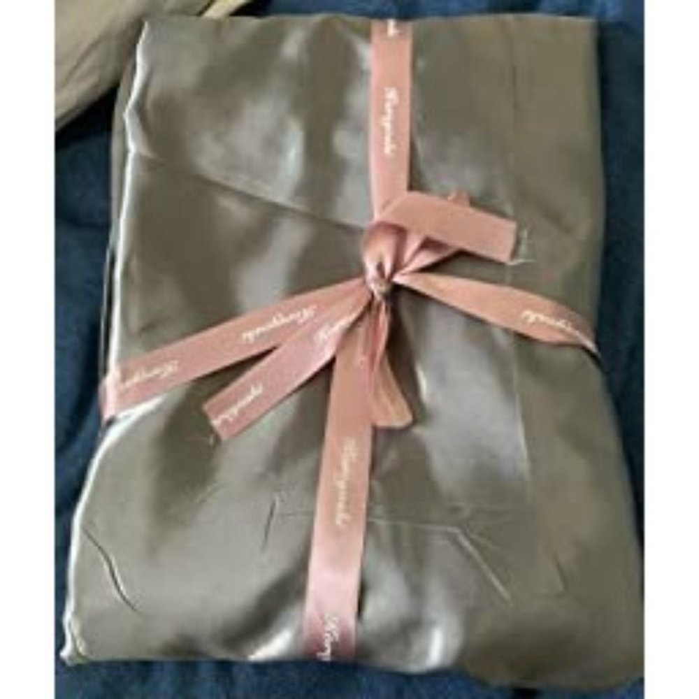 New 3-4 Pcs Satin Sheets -  Silky Super Soft Extra Deep Pocket Twin o… - Picture 15 of 16